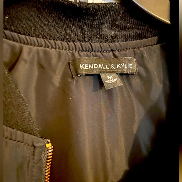 Women’s Kendall and Kylie winter jacket. - Picture 2 of 3